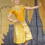 13 Thai classical dance